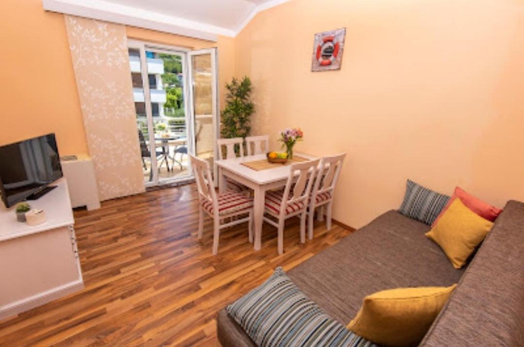Apartmani Dubrava بودْسْتغانا المظهر الخارجي الصورة