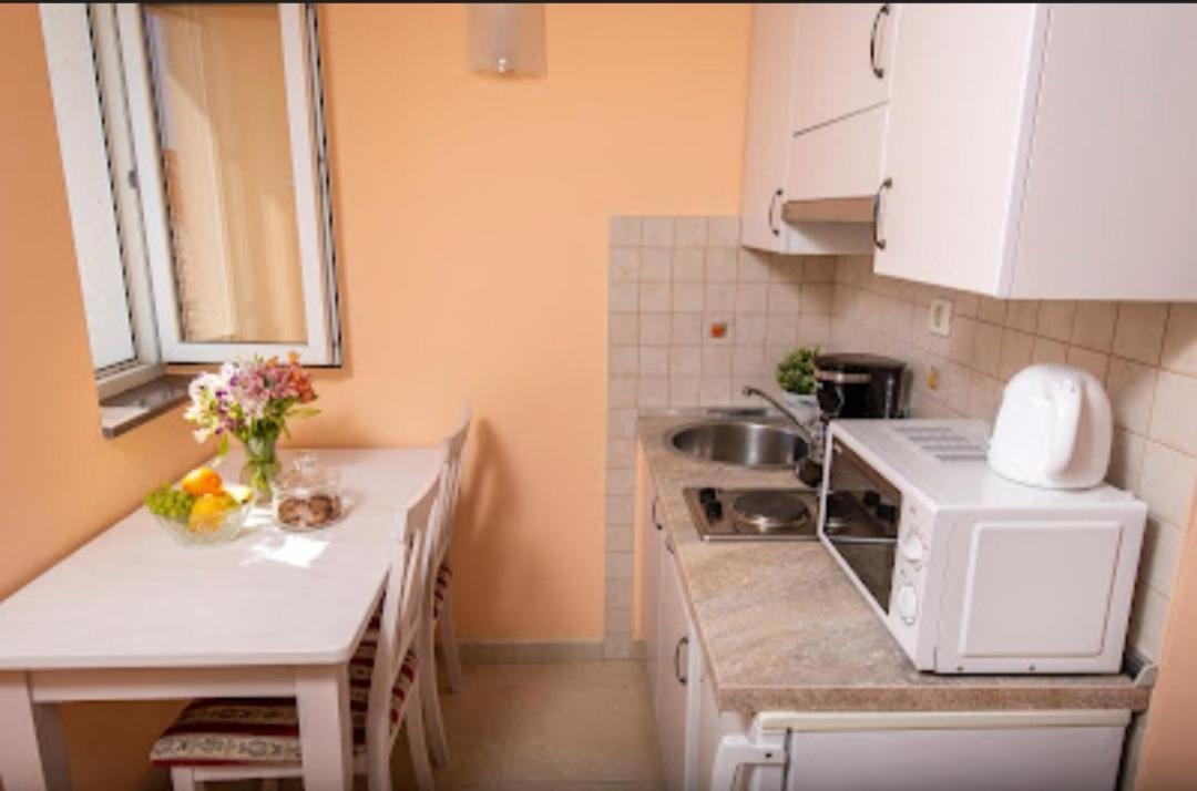 Apartmani Dubrava بودْسْتغانا المظهر الخارجي الصورة